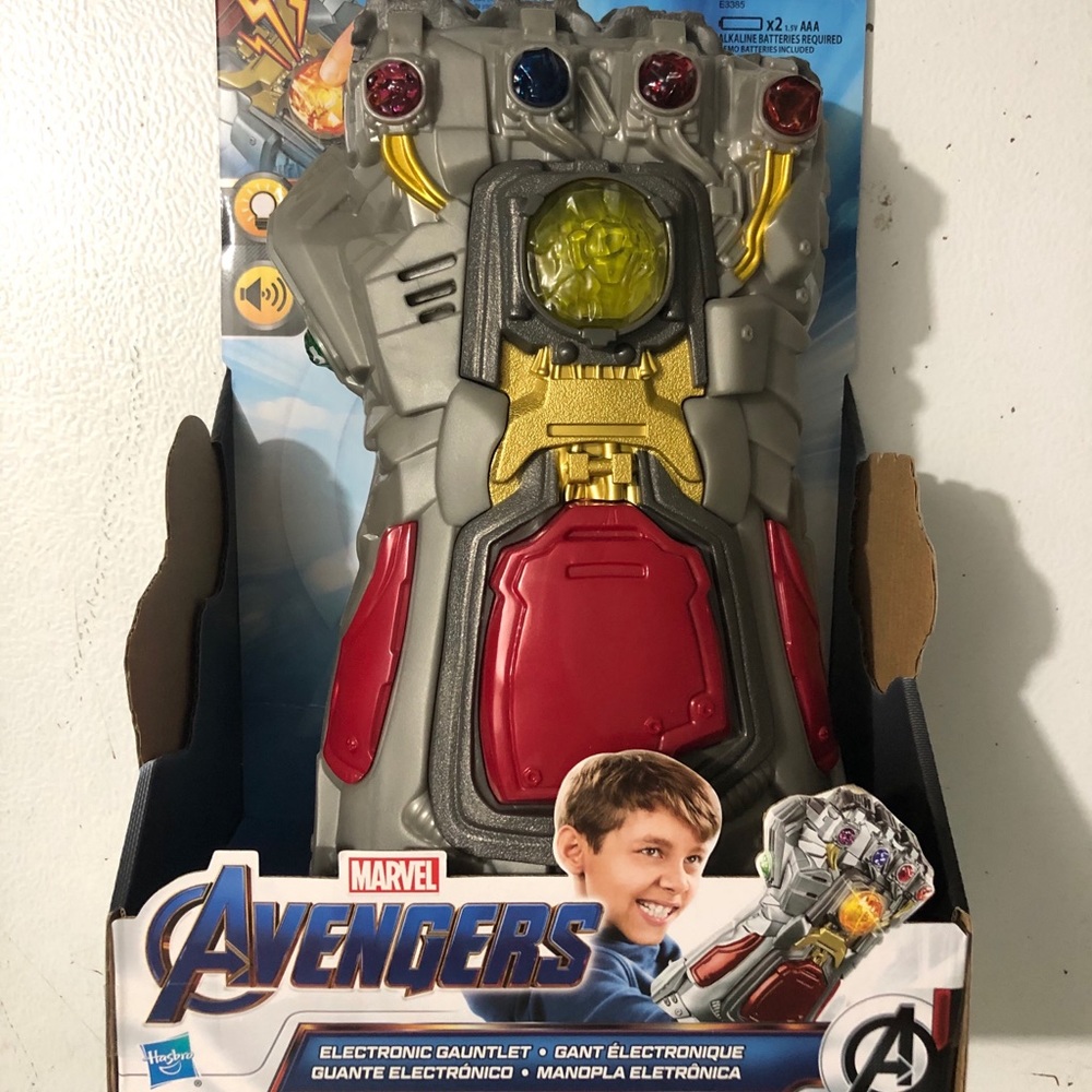 Marvel Avengers Electronic Gauntlet